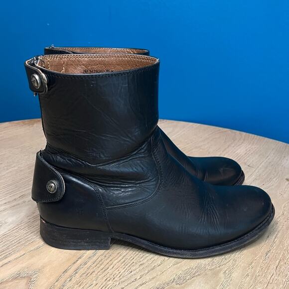 Frye Melissa Button 2 Wide Calf Leather Boot, 7, Brown  Frye Women’s Melissa Button Short 2 Zip Ankle Boot Black Leather Moto Size 7